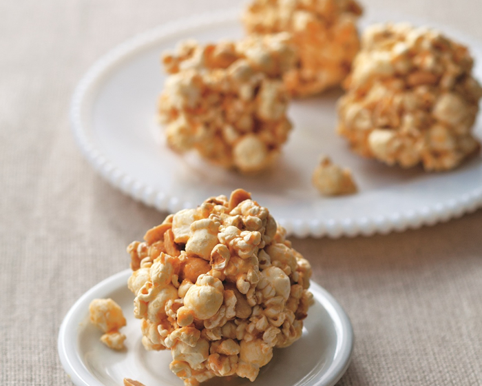 ”Caramel” Popcorn-Peanut Balls