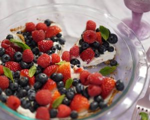 Berry Tart with Honey-Yogurt filling and Graham Cracker Crust