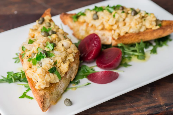 Mashed Chickpea Toast with Parsley and Capers