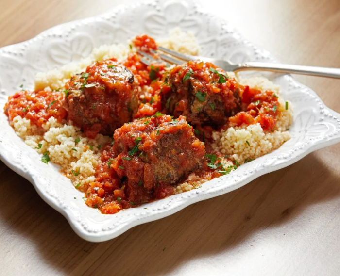 Turkey Meatballs and Grated Fresh Tomato Sauce With Harissa