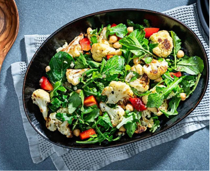 Roasted Cauliflower Salad With Chickpeas, Red Pepper and Arugula