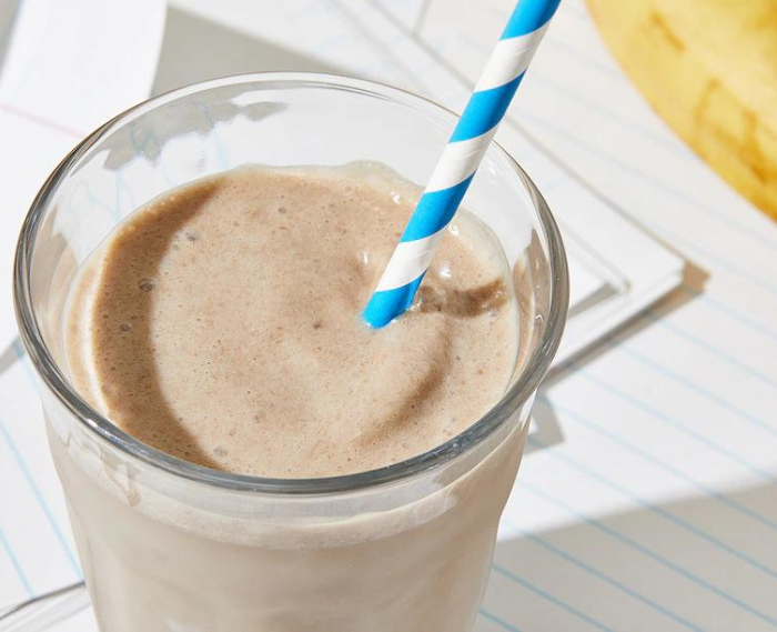 3-Ingredient Peanut Butter Banana Smoothie